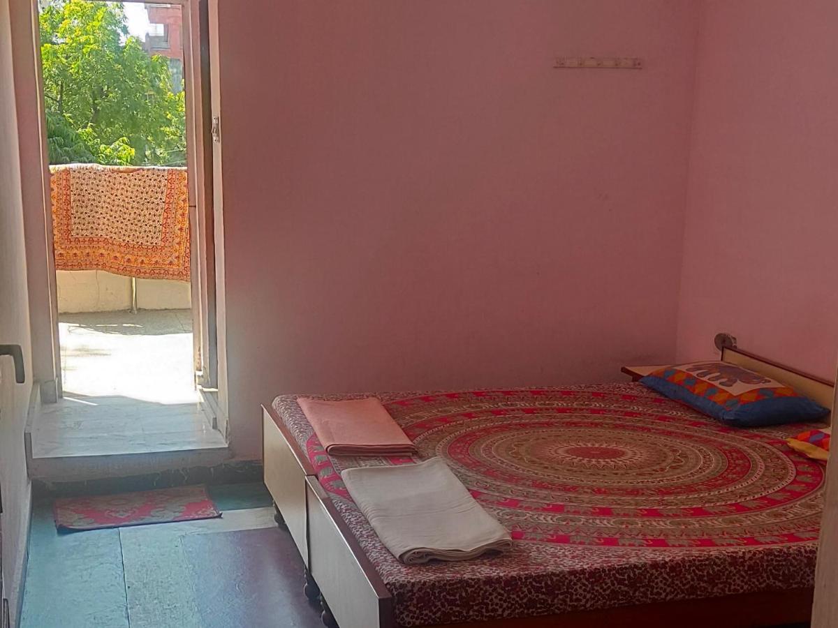 Jwala Niketan Guesthouse Private Rooms Džajpur Exteriér fotografie